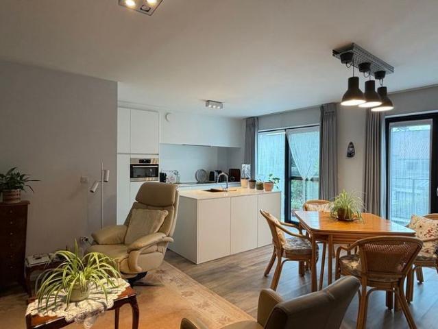 Appartement te huur in Peer voor € 900 met 2 slaapkamers