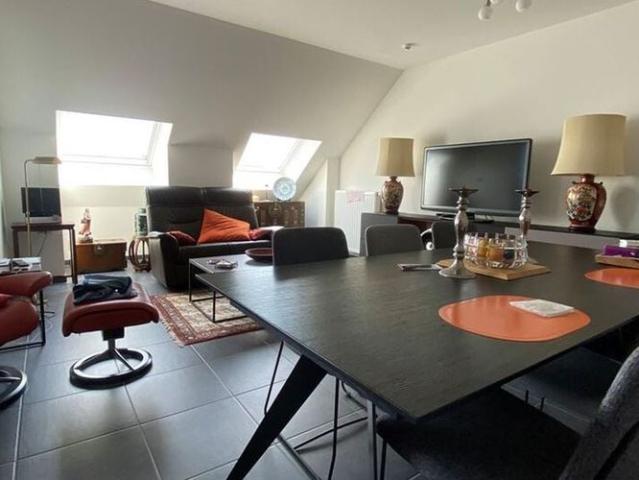 Appartement te huur in Péruwelz voor € 750 met 2 slaapkamers