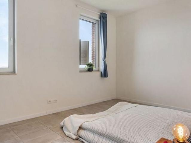 Appartement te huur in Petegem aan de Leie voor € 890 met 2 slaapkamers