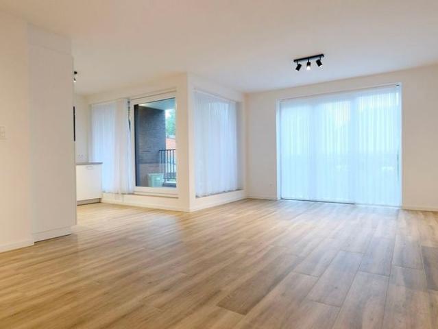 Appartement te huur in Rupelmonde voor € 885 met 2 slaapkamers