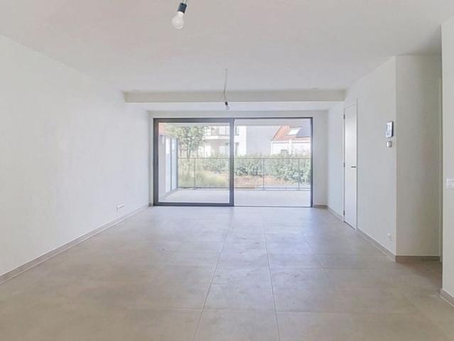 Appartement te huur in Roeselare voor € 850 met 2 slaapkamers