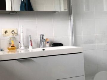 Appartement te huur in Roeselare voor € 800 met 1 slaapkamer