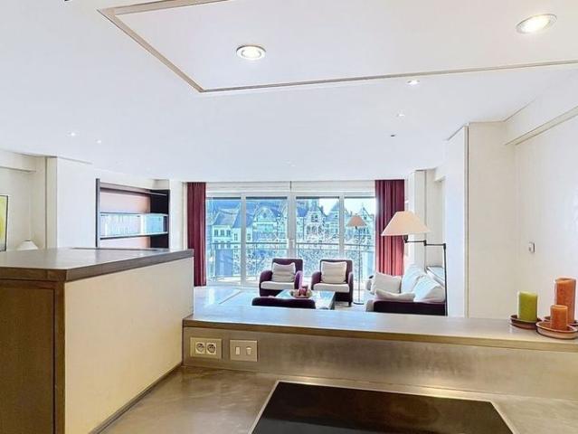 Appartement te huur in Roeselare voor € 950 met 2 slaapkamers