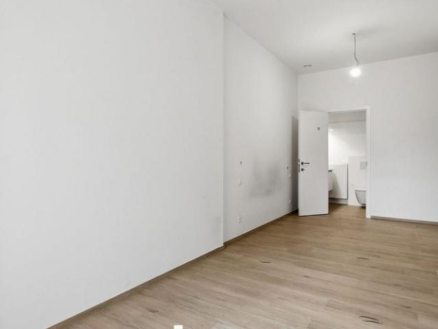 Appartement te huur in Roeselare voor € 960 met 2 slaapkamers