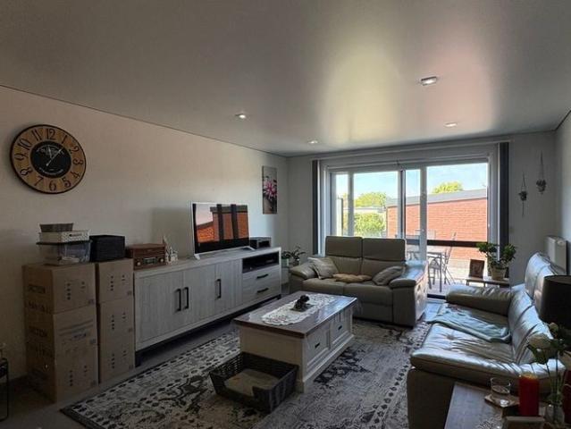 Appartement te huur in Ronse voor € 865 met 2 slaapkamers