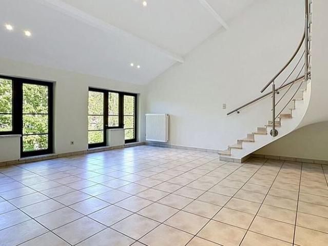 Appartement te huur in Saint Denis voor € 1.000 met 2 slaapkamers