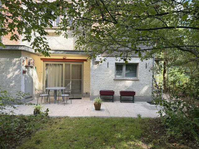 Appartement te huur in Sint Amandsberg met 1 slaapkamer