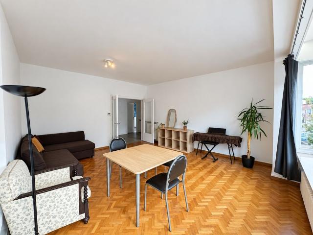 Appartement te huur in Sint Amandsberg met 2 slaapkamers
