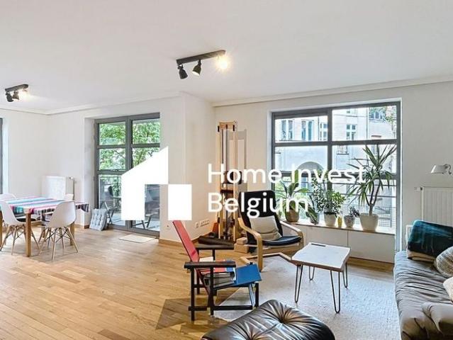 Appartement te huur in Sint Gillis voor € 1.800 met 2 slaapkamers