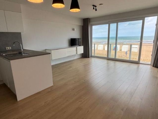 Appartement te huur in Sint Idesbald voor € 1.100 met 2 slaapkamers