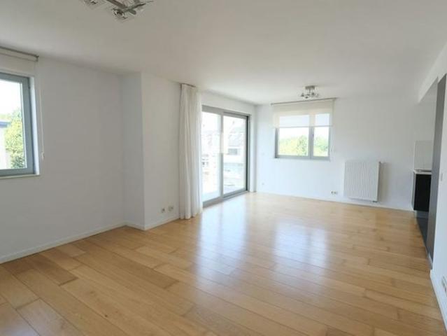 Appartement te huur in Sint Lambrechts Woluwe voor € 1.700 met 2 slaapkamers