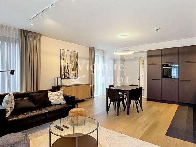 Appartement te huur in Sint Lambrechts Woluwe voor € 2.600 met 1 slaapkamer