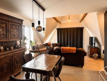 Appartement te huur in Sint Lievens Houtem voor € 800 met 1 slaapkamer
