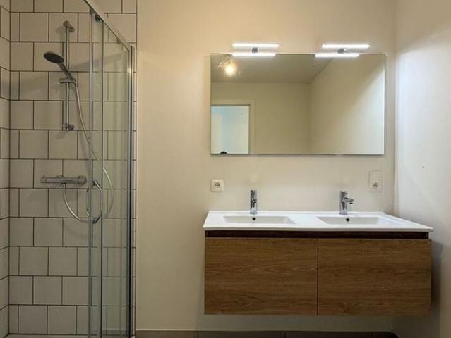 Appartement te huur in Sint Niklaas voor € 935 met 2 slaapkamers