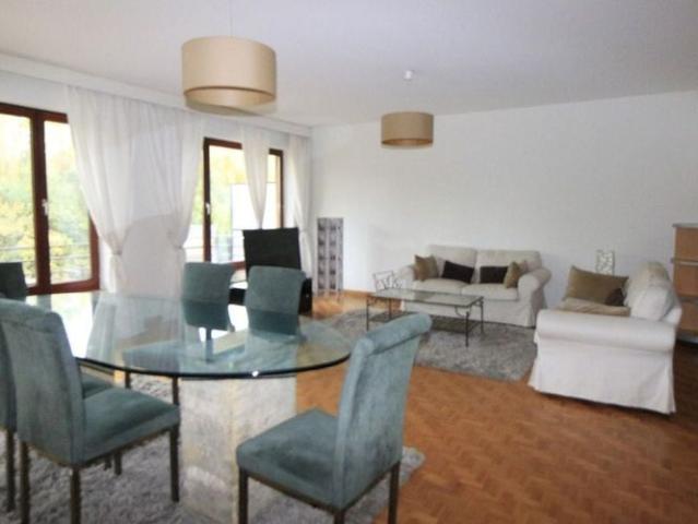 Appartement te huur in Sint Stevens Woluwe voor € 2.200 met 3 slaapkamers