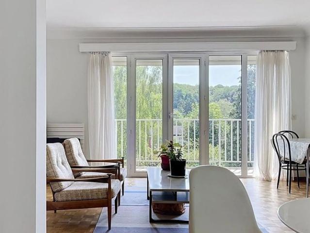 Appartement te huur in Sint Pieters Woluwe voor € 1.950 met 2 slaapkamers