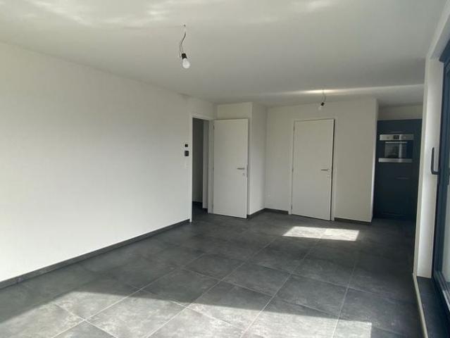 Appartement te huur in Sint Truiden voor € 775 met 1 slaapkamer
