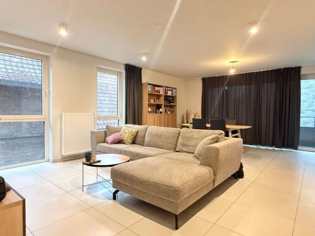 Appartement te huur in Tielt voor € 780 met 2 slaapkamers