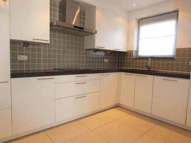 Appartement te huur in Tongeren voor € 980 met 3 slaapkamers