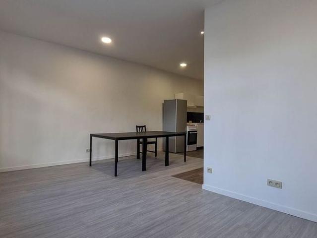 Appartement te huur in Tournai voor € 650 met 2 slaapkamers