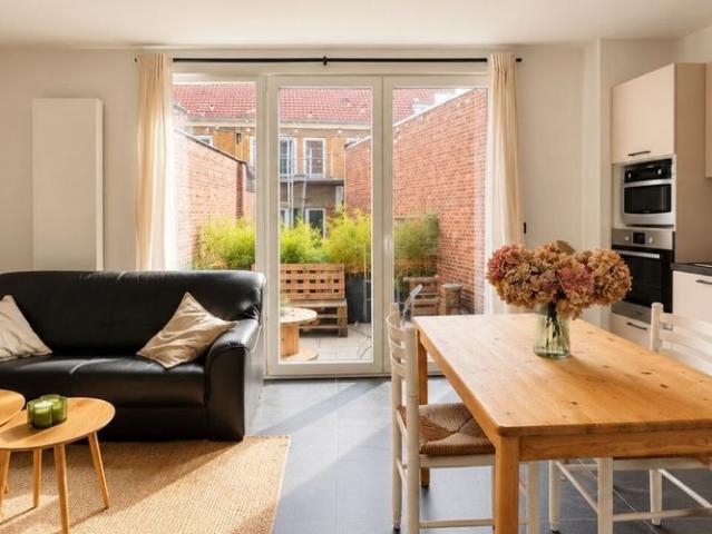 Appartement te huur in Tournai voor € 720 met 1 slaapkamer