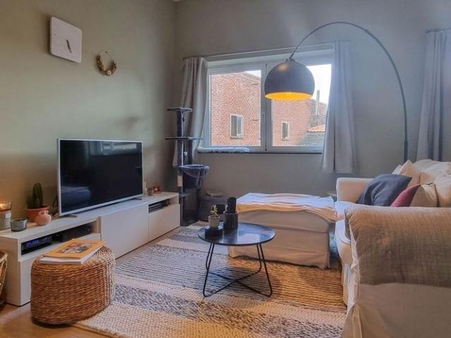 Appartement te huur in Tournai voor € 765 met 2 slaapkamers