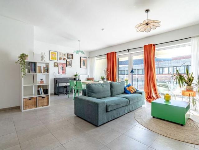Appartement te huur in Tournai voor € 895 met 2 slaapkamers