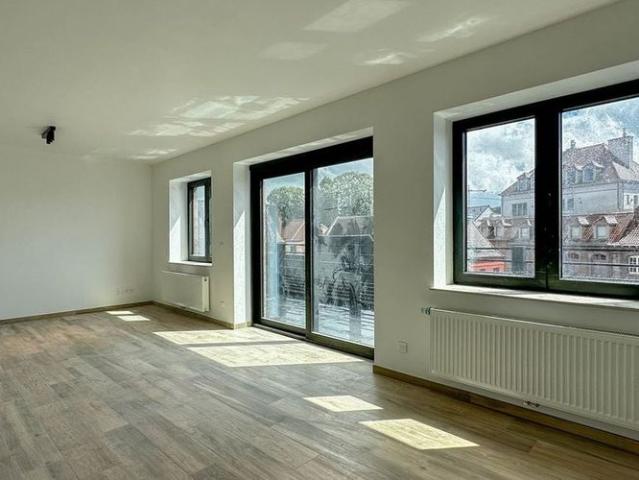 Appartement te huur in Tournai voor € 975 met 2 slaapkamers
