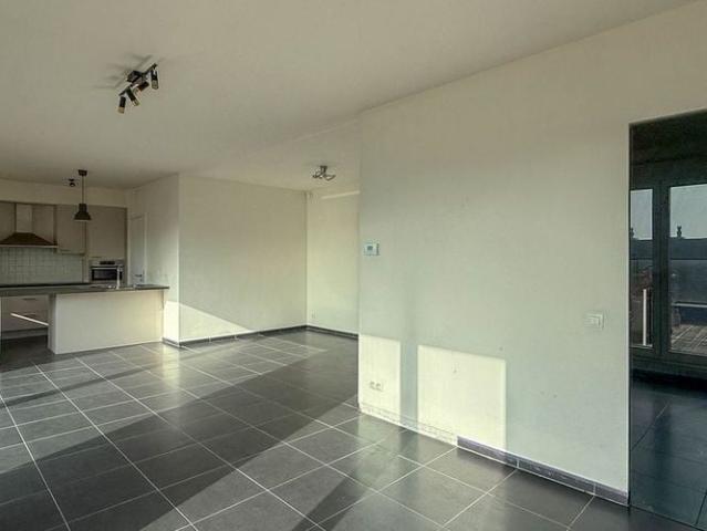 Appartement te huur in Tournai voor € 1.050 met 3 slaapkamers
