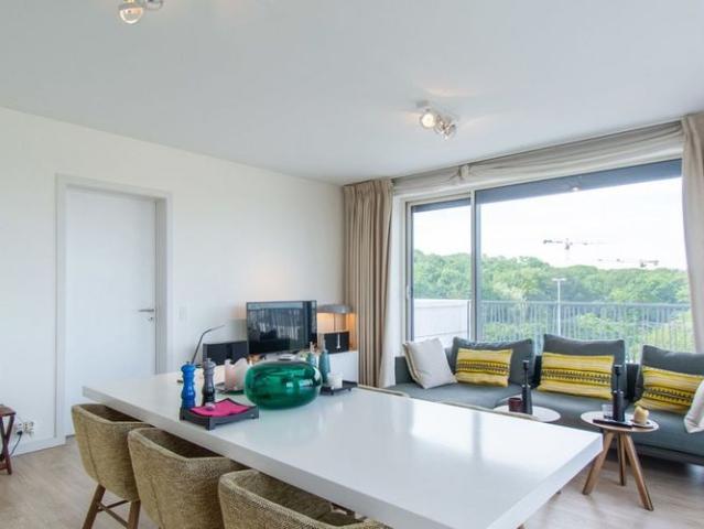 Appartement te huur in Ukkel voor € 1.825 met 2 slaapkamers