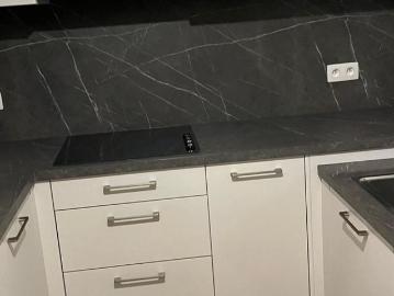 Appartement te huur in Veldwezelt voor € 895 met 2 slaapkamers