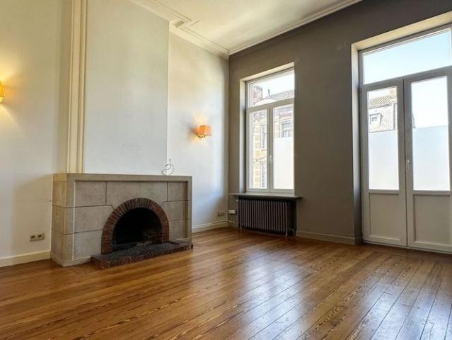 Appartement te huur in Verviers voor € 700 met 1 slaapkamer