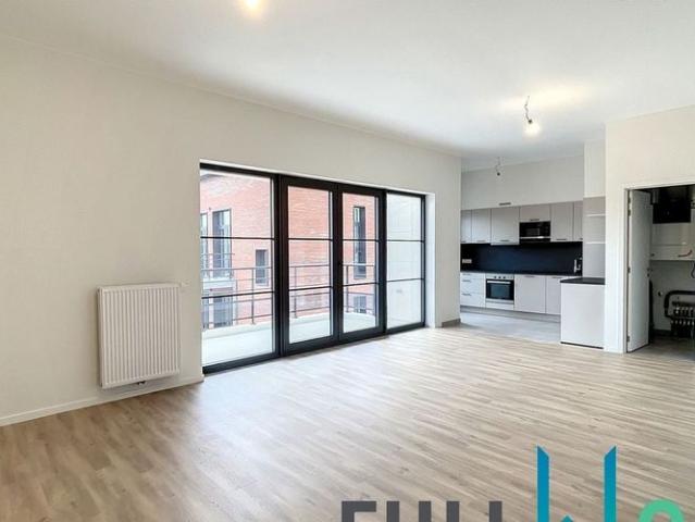 Appartement te huur in Vorst voor € 1.630 met 3 slaapkamers