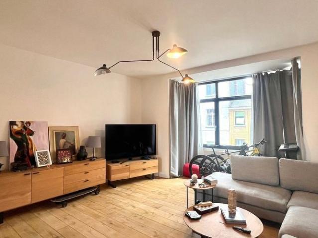 Appartement te huur in Vorst voor € 1.650 met 2 slaapkamers