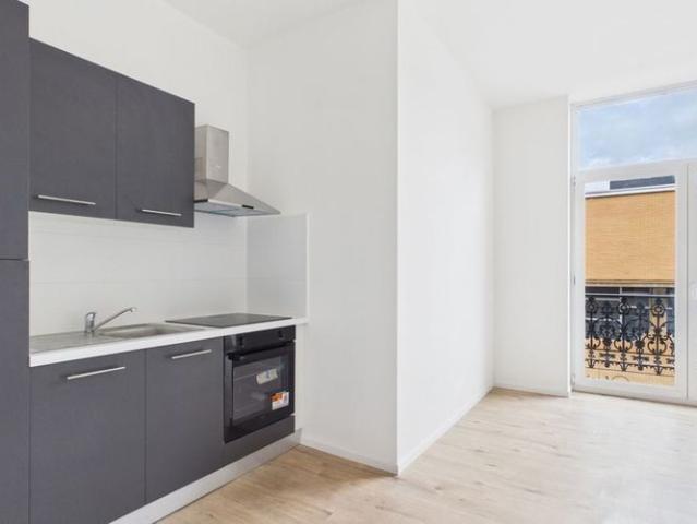 Appartement te huur in Vorst voor € 890 met 1 slaapkamer