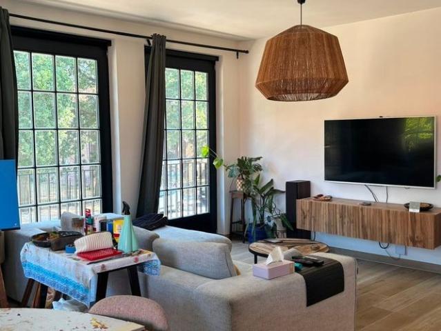 Appartement te huur in Wuustwezel voor € 1.200 met 2 slaapkamers
