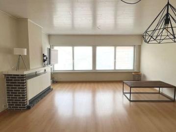 Appartement te huur in Waarschoot voor € 700 met 1 slaapkamer
