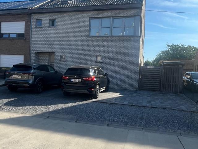 Appartement te huur in Waregem met 2 slaapkamers