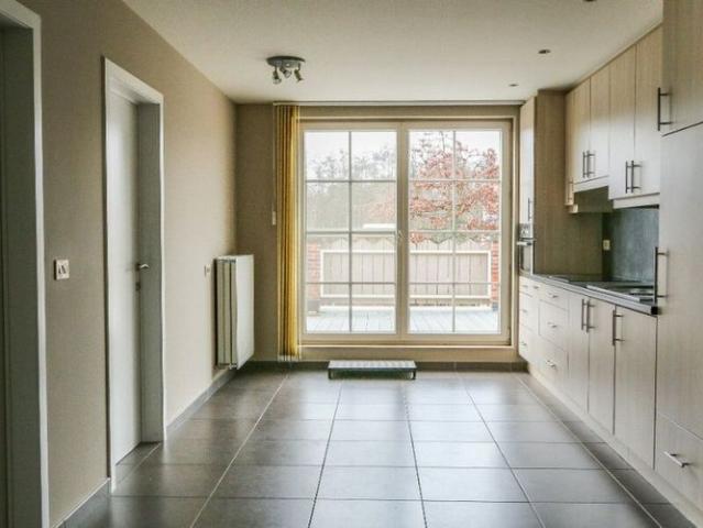 Appartement te huur in Westmeerbeek voor € 850 met 2 slaapkamers