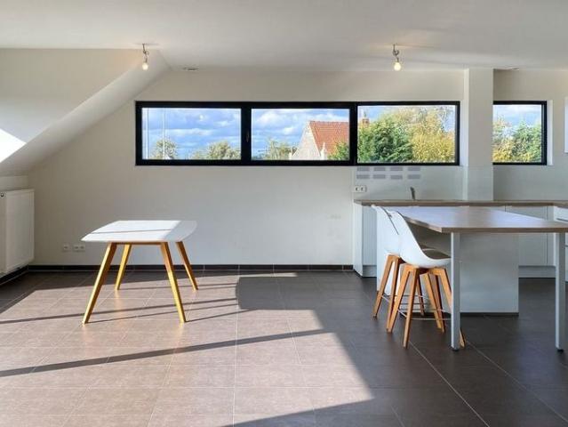 Appartement te huur in Wetteren voor € 1.050 met 2 slaapkamers
