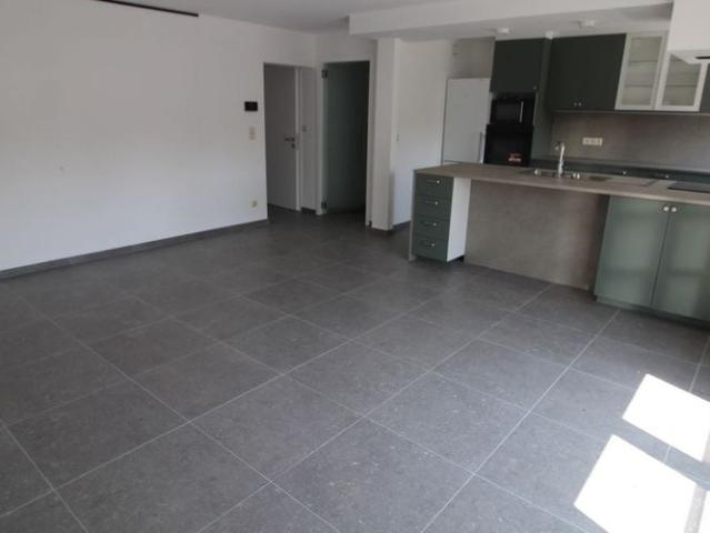 Appartement te huur in Wetteren voor € 950 met 1 slaapkamer
