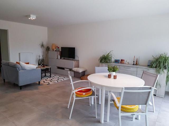 Appartement te huur in Wevelgem met 2 slaapkamers