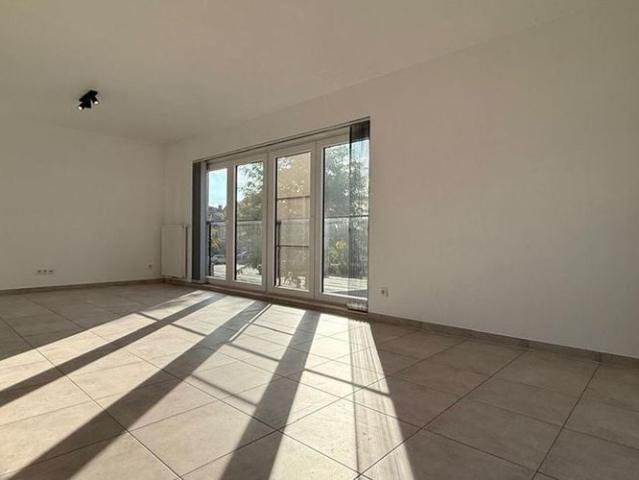 Appartement te huur in Wevelgem voor € 800 met 2 slaapkamers