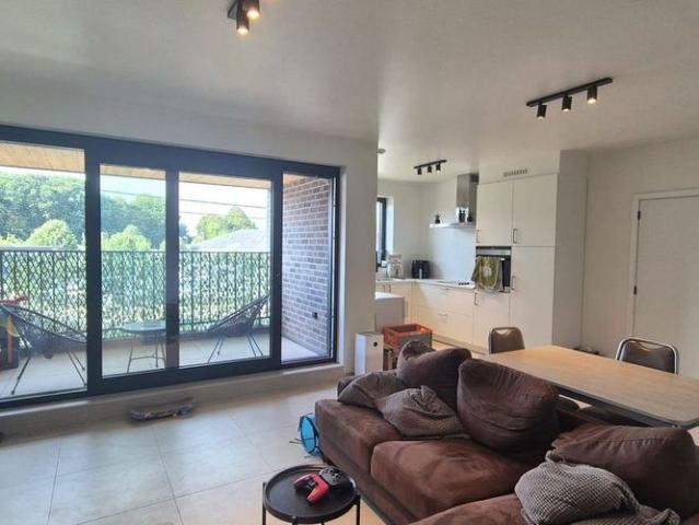 Appartement te huur in Wichelen voor € 815 met 1 slaapkamer