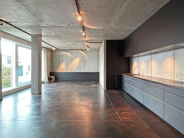 Appartement te huur in Wijnegem voor € 1.450 met 1 slaapkamer