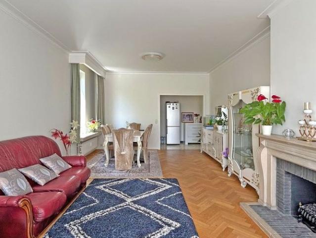 Appartement te huur in Wilrijk voor € 1.180 met 3 slaapkamers