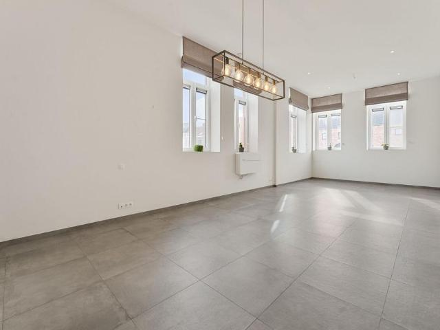 Appartement te huur in Woesten