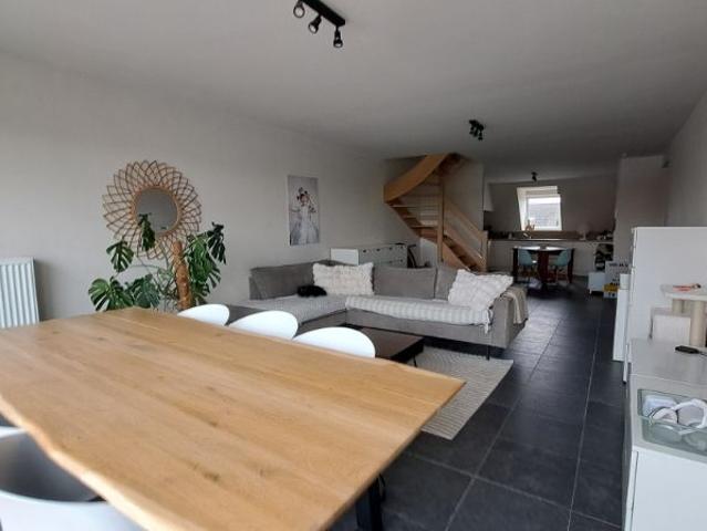 Appartement te huur in Zedelgem met 3 slaapkamers