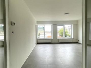 Appartement te huur in Zelzate voor € 750 met 1 slaapkamer