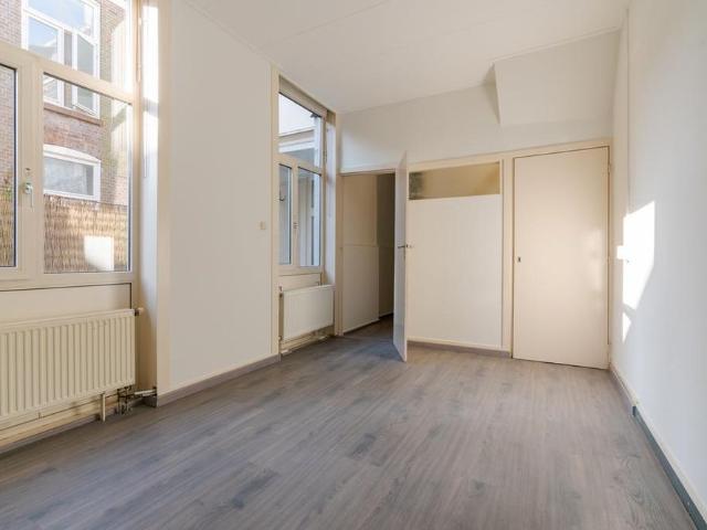 Appartement te huur: Johannes Camphuijsstraat 144 2593 CT Den Haag